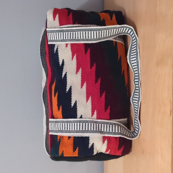 Vintage Ecuadorian Style Woven Duffle Bag/ Satchel, 1990's Wool & Cotton - Picture 4 of 9
